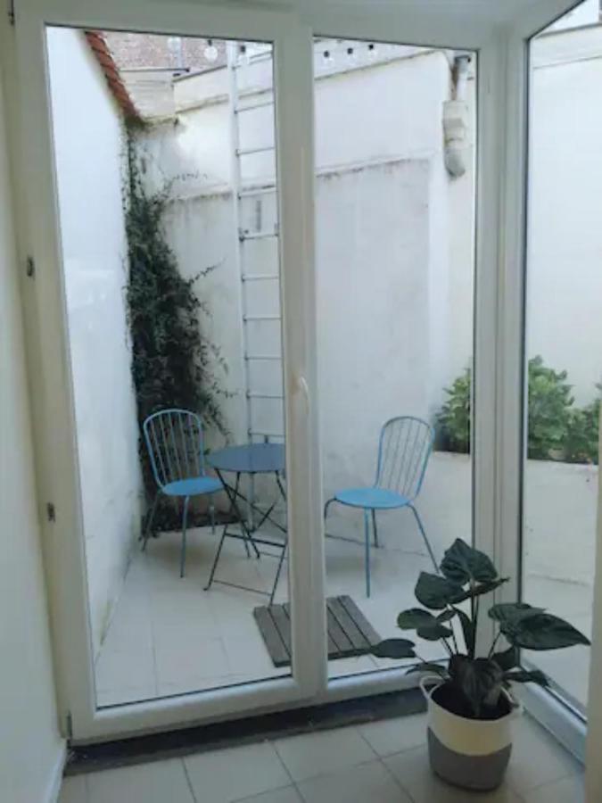 شقة Studio With Terrace In 17Th Century House بروج المظهر الخارجي الصورة